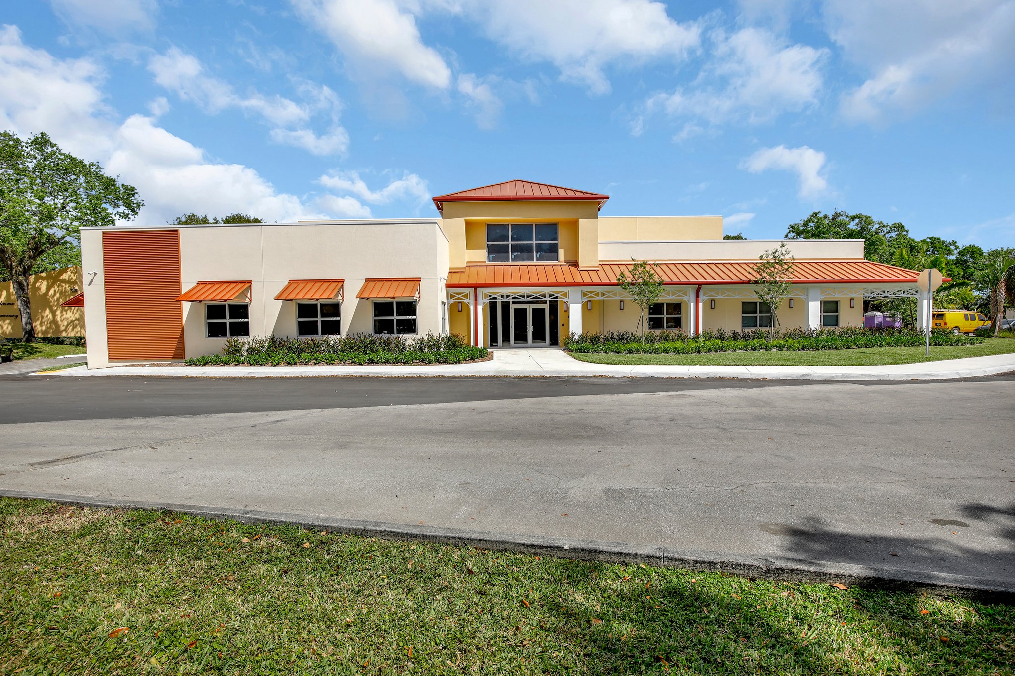 Ken Thurston Inverrary Community Center and Public Service Facility